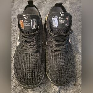 Nike VAPORMAX Black Knit With Floral Accent Lace-Up Sneakers